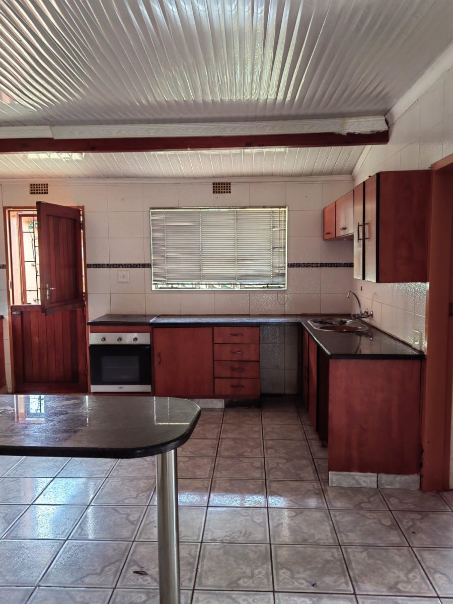 To Let 4 Bedroom Property for Rent in Sasolburg Ext 12 Free State